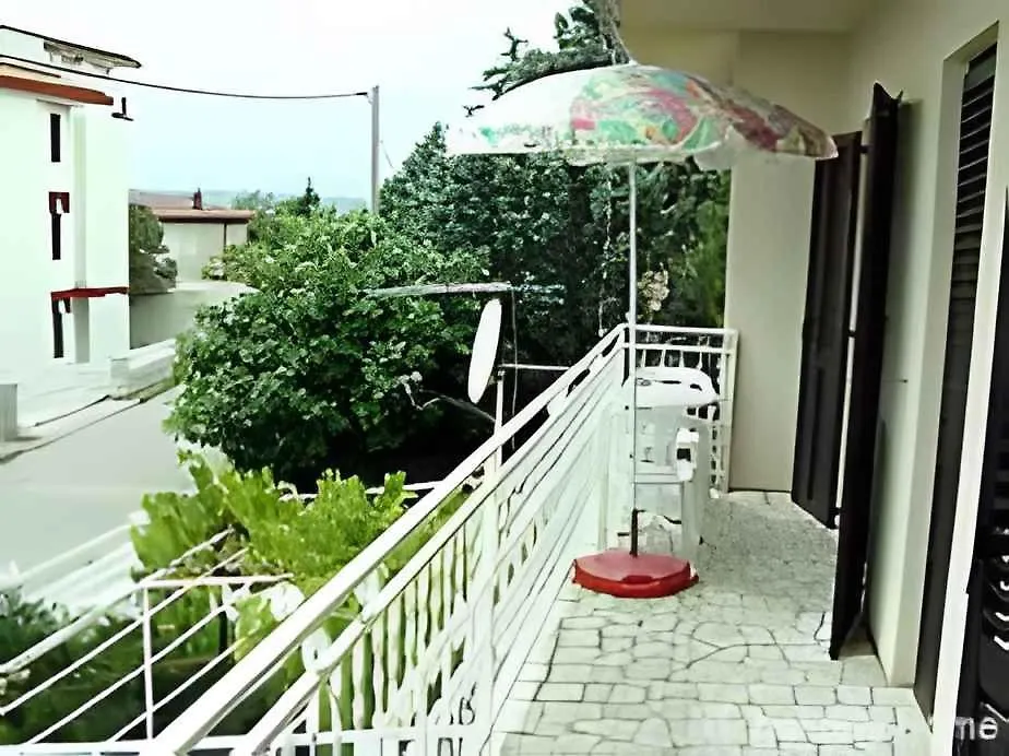 Apartment In Novi Vinodolski 15306